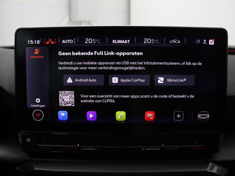 CUPRA Leon 1.4 e-Hybrid | Carplay | Camera | Stoel & Stuurverwarming | Adaptive Cruise | Full LED | Navigatie | DAB+ | LMV 18 inch