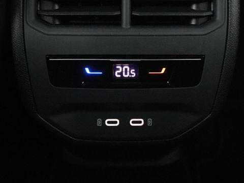 CUPRA Leon 1.4 e-Hybrid | Carplay | Camera | Stoel & Stuurverwarming | Adaptive Cruise | Full LED | Navigatie | DAB+ | LMV 18 inch