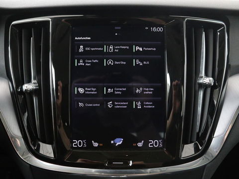 Volvo V60 2.0 T5 Momentum | Leder | Trekhaak | Stoelverwarming | LMV 20 inch | Harman/Kardon | Adaptive cruise | DAB+