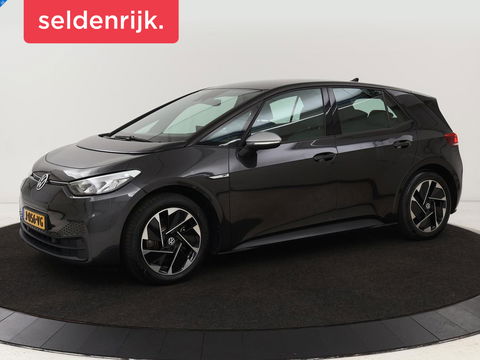 Volkswagen ID.3 First 58 kWh | Stoelverwarming | Camera | Adaptive cruise | Carplay | Navigatie | PDC | Climate control | Sfeerverlichting | LMV 18 inch