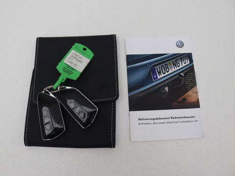 Volkswagen ID.3 First 58 kWh | Stoelverwarming | Camera | Adaptive cruise | Carplay | Navigatie | PDC | Climate control | Sfeerverlichting | LMV 18 inch