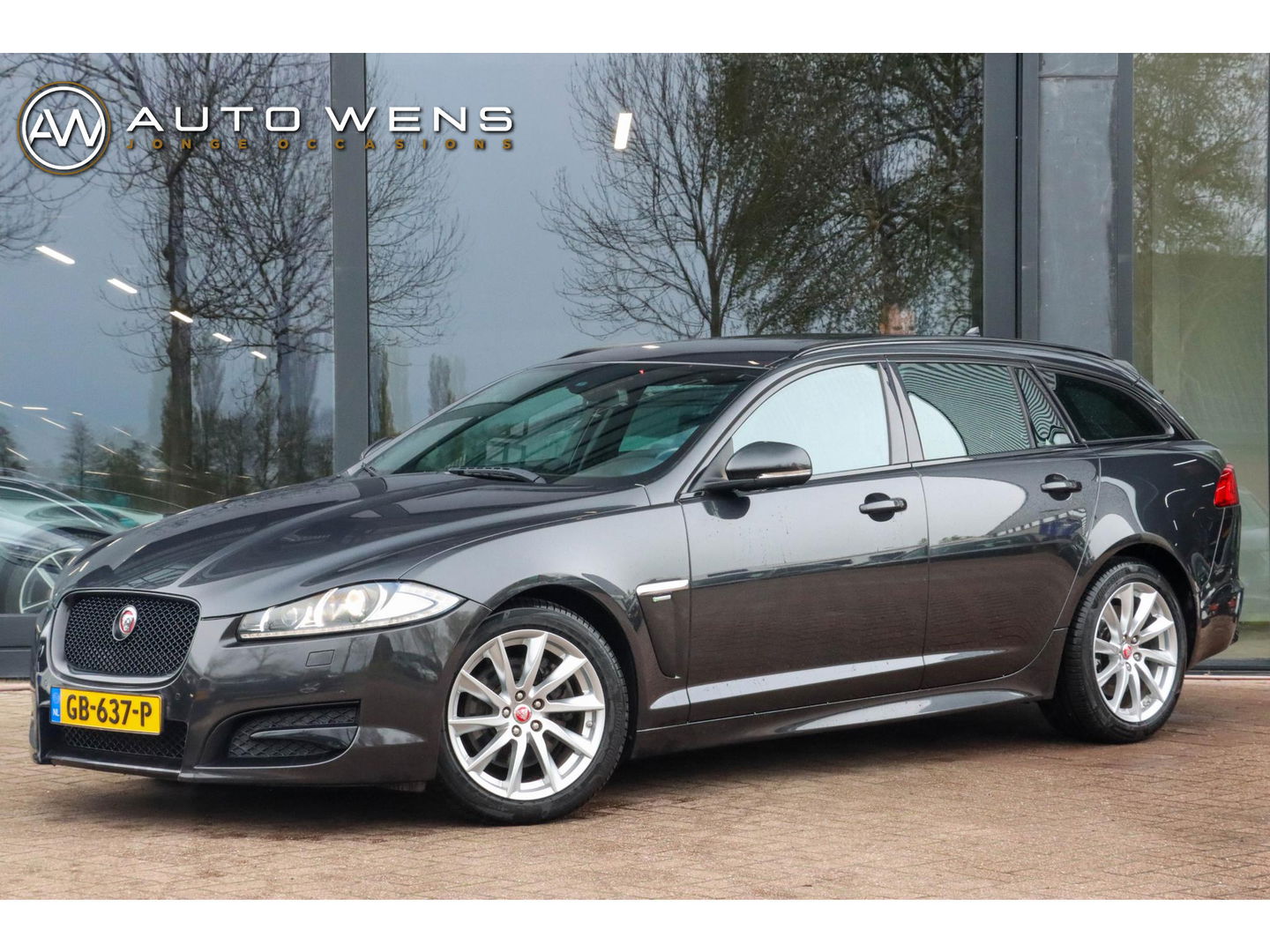 Jaguar XF Sportbrake 3.0 D R-Sport 240 pk | Leder |  Lage kilometerstand!