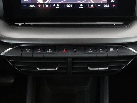 Škoda Octavia 1.0 TSI Business Edition | Stoelverwarming | Camera | Carplay | Full LED | Navigatie | Parkeerhulp | Climate control | Cruise control