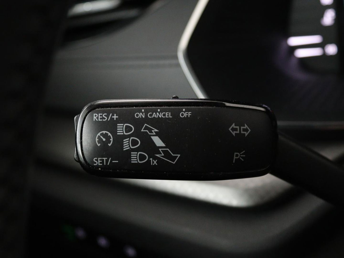 Škoda Octavia 1.0 TSI Business Edition | Stoelverwarming | Camera | Carplay | Full LED | Navigatie | Parkeerhulp | Climate control | Cruise control
