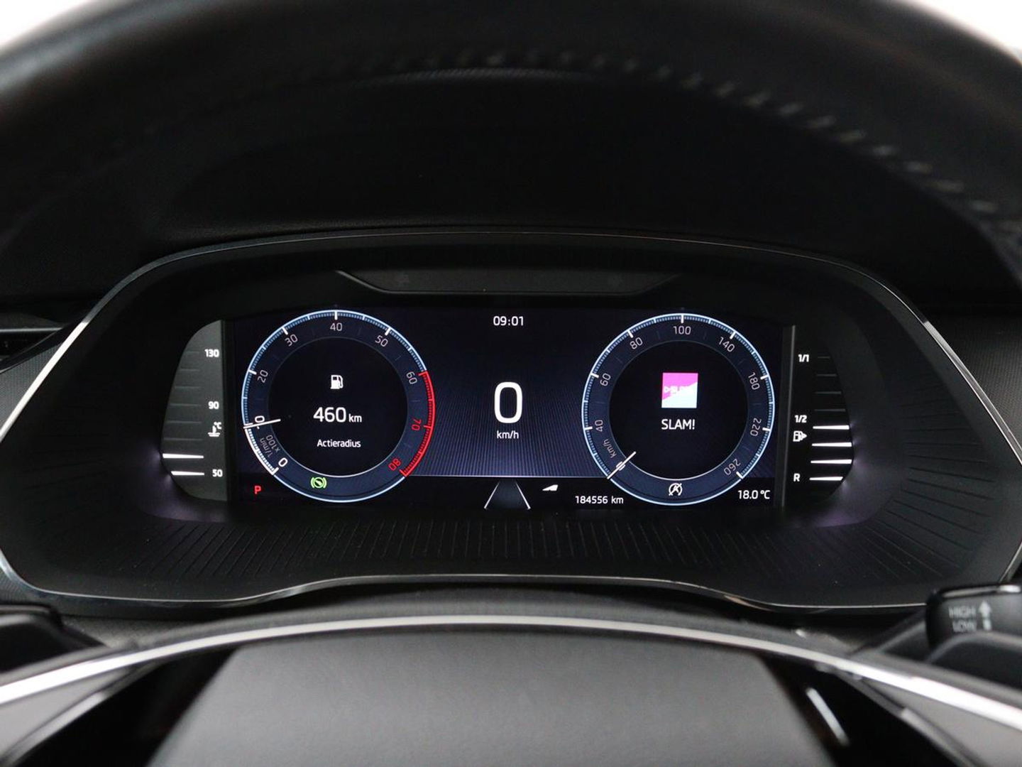 Škoda Octavia 1.0 TSI Business Edition | Stoelverwarming | Camera | Carplay | Full LED | Navigatie | Parkeerhulp | Climate control | Cruise control