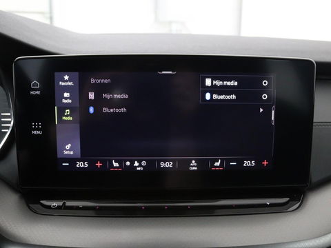 Škoda Octavia 1.0 TSI Business Edition | Stoelverwarming | Camera | Carplay | Full LED | Navigatie | Parkeerhulp | Climate control | Cruise control