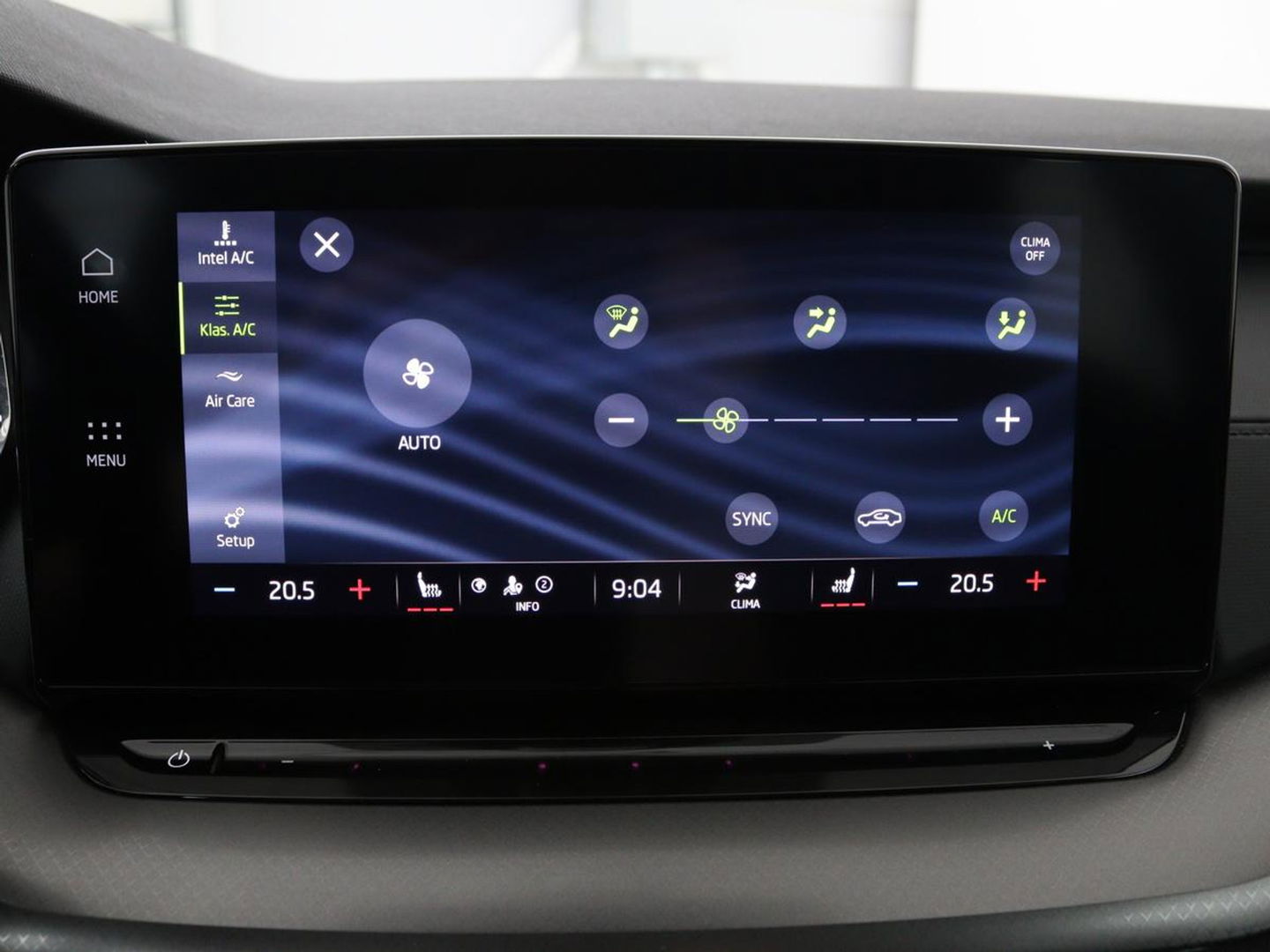 Škoda Octavia 1.0 TSI Business Edition | Stoelverwarming | Camera | Carplay | Full LED | Navigatie | Parkeerhulp | Climate control | Cruise control