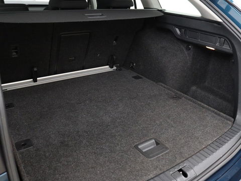 Škoda Octavia 1.0 TSI Business Edition | Stoelverwarming | Camera | Carplay | Full LED | Navigatie | Parkeerhulp | Climate control | Cruise control