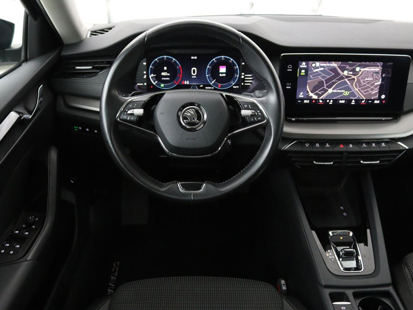 Škoda Octavia 1.0 TSI Business Edition | Stoelverwarming | Camera | Carplay | Full LED | Navigatie | Parkeerhulp | Climate control | Cruise control