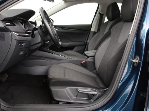 Škoda Octavia 1.0 TSI Business Edition | Stoelverwarming | Camera | Carplay | Full LED | Navigatie | Parkeerhulp | Climate control | Cruise control