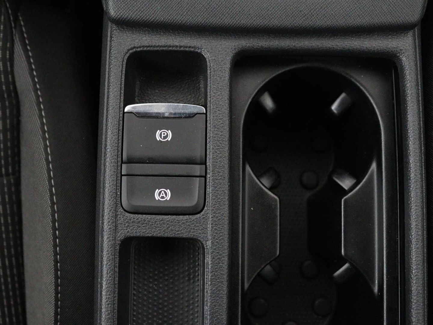 Škoda Octavia 1.0 TSI Business Edition | Stoelverwarming | Camera | Carplay | Full LED | Navigatie | Parkeerhulp | Climate control | Cruise control