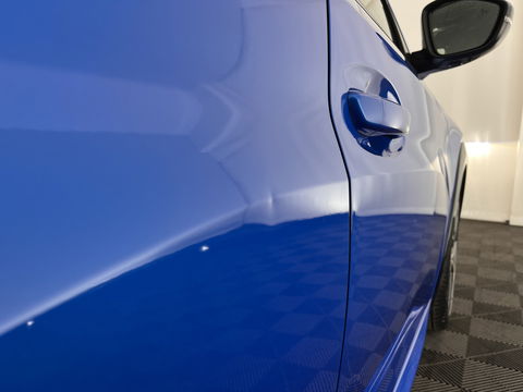 Peugeot e-208 EV GT Pack 50 kWh [ 3-Fase ] (INCL-BTW) *FULL-LED | DIGI-COCKPIT | BLINDSPOT | CAMERA | LEATHER-ALCANTARA | NAVI-FULLMAP | LANE-ASSIST | KEYLESS | DAB | CCS-FASTLOADER | HEATED-SPORTSEATS | AMBIENT-LIGHT | 17"ALU*