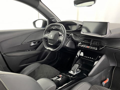 Peugeot e-208 EV GT Pack 50 kWh [ 3-Fase ] (INCL-BTW) *FULL-LED | DIGI-COCKPIT | BLINDSPOT | CAMERA | LEATHER-ALCANTARA | NAVI-FULLMAP | LANE-ASSIST | KEYLESS | DAB | CCS-FASTLOADER | HEATED-SPORTSEATS | AMBIENT-LIGHT | 17"ALU*