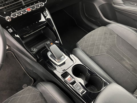 Peugeot e-208 EV GT Pack 50 kWh [ 3-Fase ] (INCL-BTW) *FULL-LED | DIGI-COCKPIT | BLINDSPOT | CAMERA | LEATHER-ALCANTARA | NAVI-FULLMAP | LANE-ASSIST | KEYLESS | DAB | CCS-FASTLOADER | HEATED-SPORTSEATS | AMBIENT-LIGHT | 17"ALU*