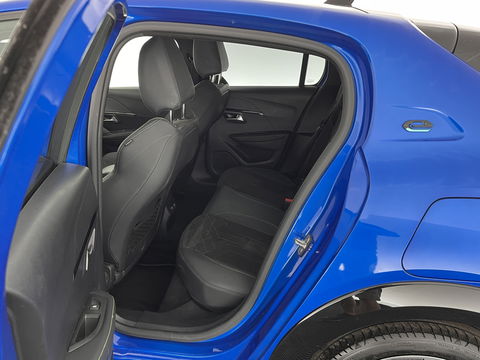 Peugeot e-208 EV GT Pack 50 kWh [ 3-Fase ] (INCL-BTW) *FULL-LED | DIGI-COCKPIT | BLINDSPOT | CAMERA | LEATHER-ALCANTARA | NAVI-FULLMAP | LANE-ASSIST | KEYLESS | DAB | CCS-FASTLOADER | HEATED-SPORTSEATS | AMBIENT-LIGHT | 17"ALU*