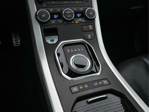 Land Rover Range Rover Evoque 2.2 TD4 4WD Prestige Aut. *LUXURY-LEATHER | BI-XENON | MERIDIAN-AUDIO | MEMORY-PACK | NAVI-FULLMAP | HEATED-SPORTSEATS | ECC | CAMERA | KEYLESS | SHIFT-PADDLES | PDC | CRUISE | TOWBAR | 20''ALU*