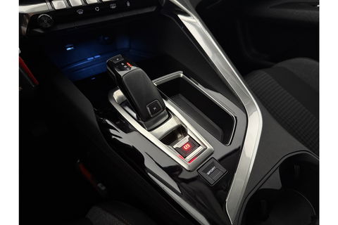 Peugeot 3008 1.2 PureTech 360 Camera Virtual LED Carplay Clima Cruise Navigatie PDC 17"LMV