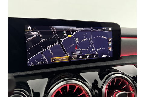 Mercedes-Benz A-Klasse 250 e AMG 235PK Pano Sfeer Memory LED Clima Cruise Camera Virtual Navi PDC 18"LMV