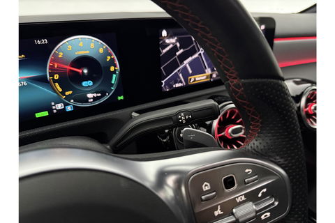 Mercedes-Benz A-Klasse 250 e AMG 235PK Pano Sfeer Memory LED Clima Cruise Camera Virtual Navi PDC 18"LMV