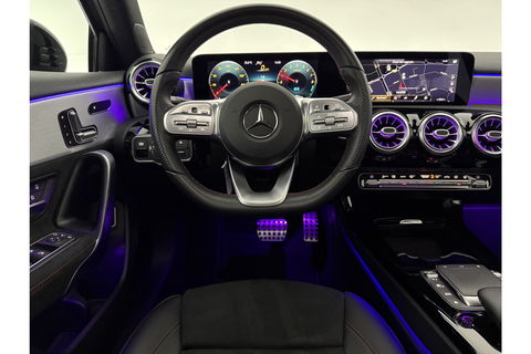Mercedes-Benz A-Klasse 250 e AMG 235PK Pano Sfeer Memory LED Clima Cruise Camera Virtual Navi PDC 18"LMV
