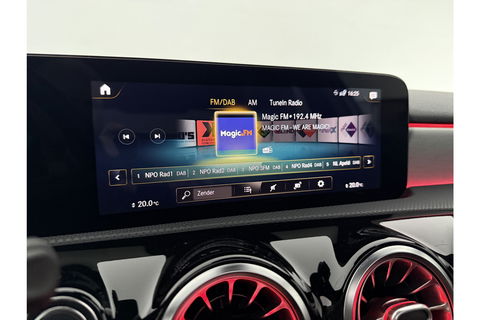 Mercedes-Benz A-Klasse 250 e AMG 235PK Pano Sfeer Memory LED Clima Cruise Camera Virtual Navi PDC 18"LMV