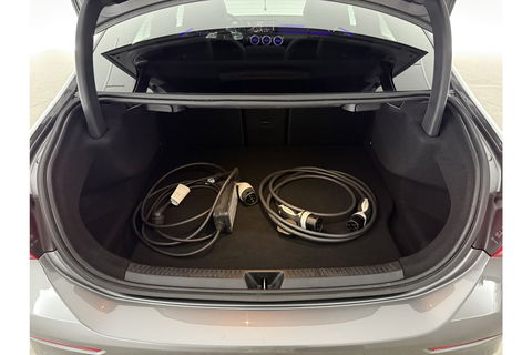 Mercedes-Benz A-Klasse 250 e AMG 235PK Pano Sfeer Memory LED Clima Cruise Camera Virtual Navi PDC 18"LMV