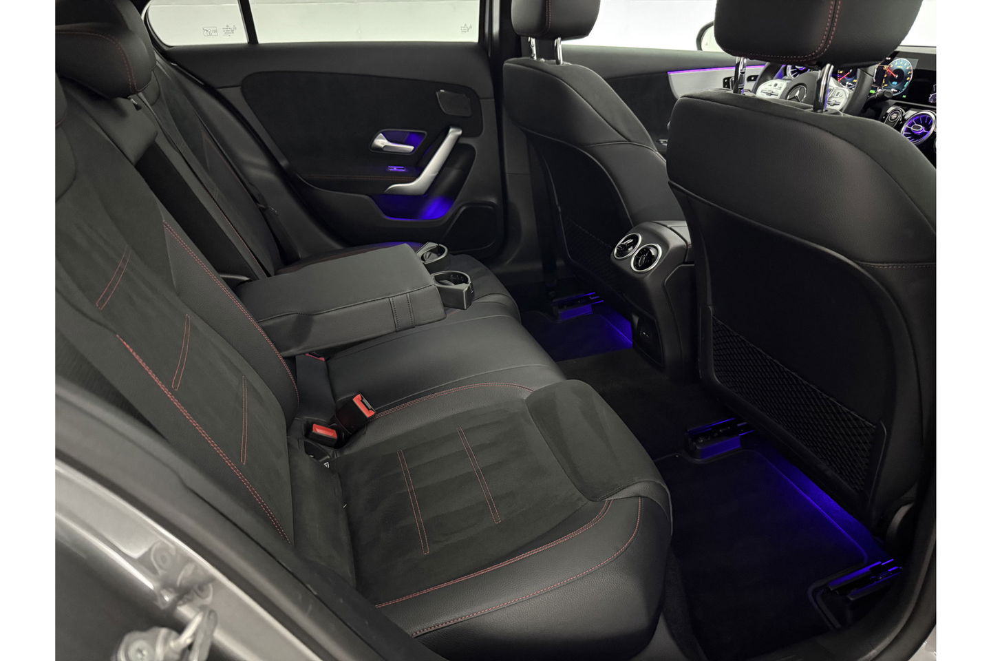 Mercedes-Benz A-Klasse 250 e AMG 235PK Pano Sfeer Memory LED Clima Cruise Camera Virtual Navi PDC 18"LMV