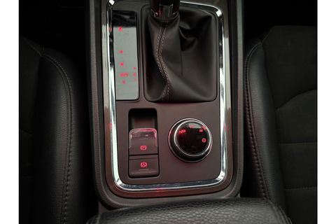 SEAT Ateca 1.5 TSI Xcellence 150PK DSG 360 Camera Sfeer Beats Audio Carplay LED Trekhaak Navi Clima Cruise 18"LMV PDC