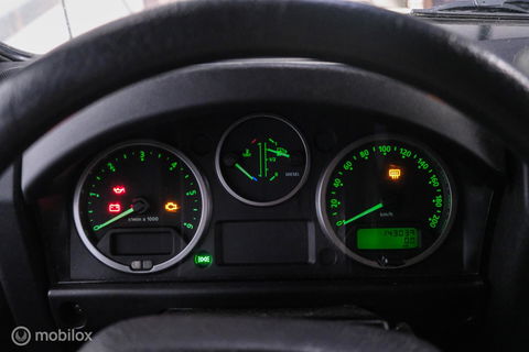 Land Rover Defender 2.4 TD 110 | Airco | BTW auto | Origineel NL | SVX | NAP | Commercial | ASS stoelen | Trekhaak | 60th anniversary | X Tech |