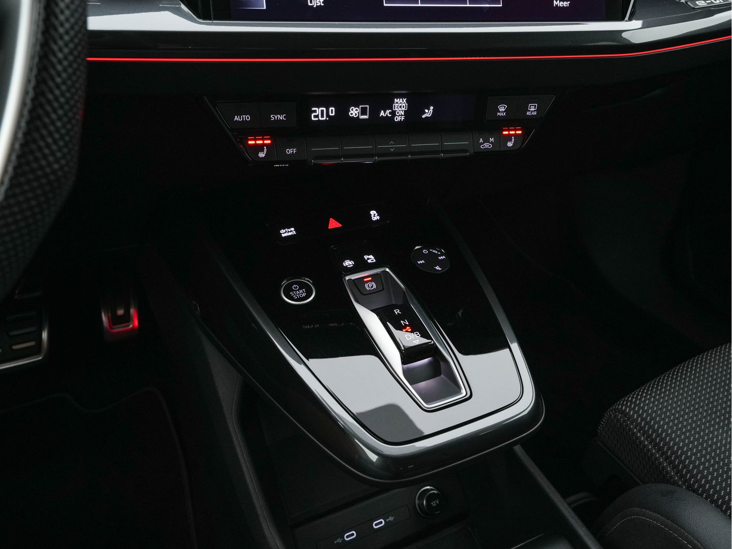 Audi Q4 e-tron 40 S edition 77 kWh S-Line-Sportpack [ 3-Fase ] (INCL-BTW) *HEAT-PUMP | LEATHER-FABRIC | MATRIX-LED | ADAPTIVE-CRUISE | AMBIENT-LIGHT | DIGI-COCKPIT | AUDI-SOUND | DAB+ | KEYLESS | SHIFT-PADDLES | CAMERA | HEATED-SPORTSEATS | 20''ALU*