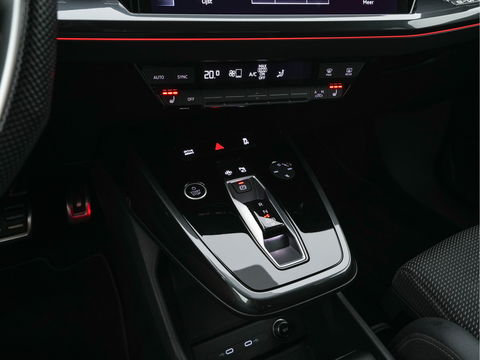 Audi Q4 e-tron 40 S edition 77 kWh S-Line-Sportpack [ 3-Fase ] (INCL-BTW) *HEAT-PUMP | LEATHER-FABRIC | MATRIX-LED | ADAPTIVE-CRUISE | AMBIENT-LIGHT | DIGI-COCKPIT | AUDI-SOUND | DAB+ | KEYLESS | SHIFT-PADDLES | CAMERA | HEATED-SPORTSEATS | 20''ALU*