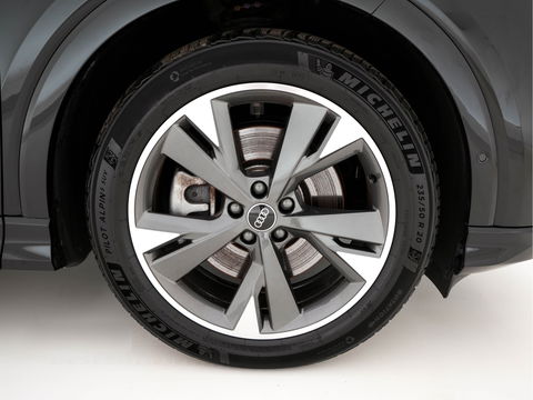 Audi Q4 e-tron 40 S edition 77 kWh S-Line-Sportpack [ 3-Fase ] (INCL-BTW) *HEAT-PUMP | LEATHER-FABRIC | MATRIX-LED | ADAPTIVE-CRUISE | AMBIENT-LIGHT | DIGI-COCKPIT | AUDI-SOUND | DAB+ | KEYLESS | SHIFT-PADDLES | CAMERA | HEATED-SPORTSEATS | 20''ALU*