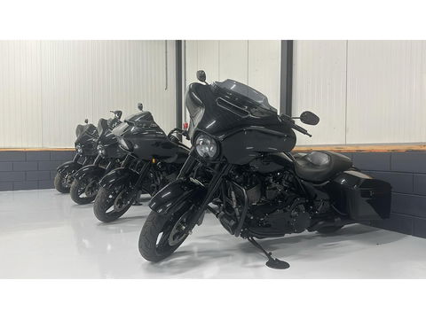 Harley Davidson 103 FLHXS Street Glide Special CVO Streetglide