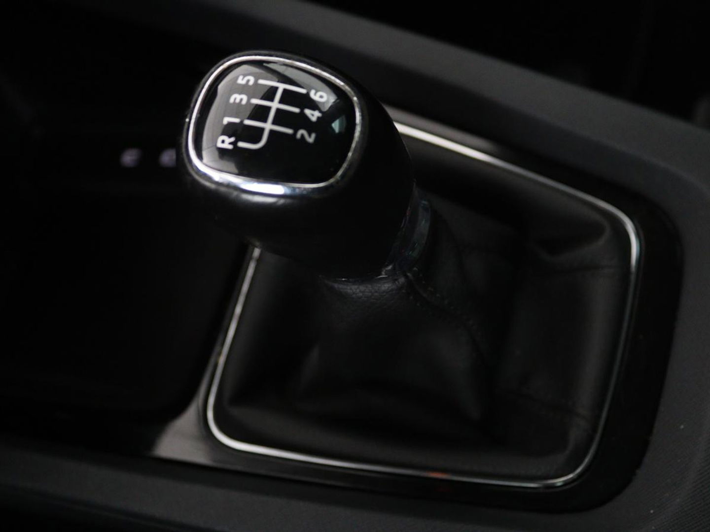 Škoda Octavia Combi 1.0 TSI Business Edition | Stoelverwarming | Trekhaak | Adaptive cruise | Elektrische achterklep | Carplay | Sfeerverlichting