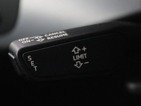 Audi A4 Avant 2.0 TFSI MHEV Design Pro Line Plus | Stoelverwarming | Elektrische achterklep | Navigatie | LED | Bleutooth | Keyless