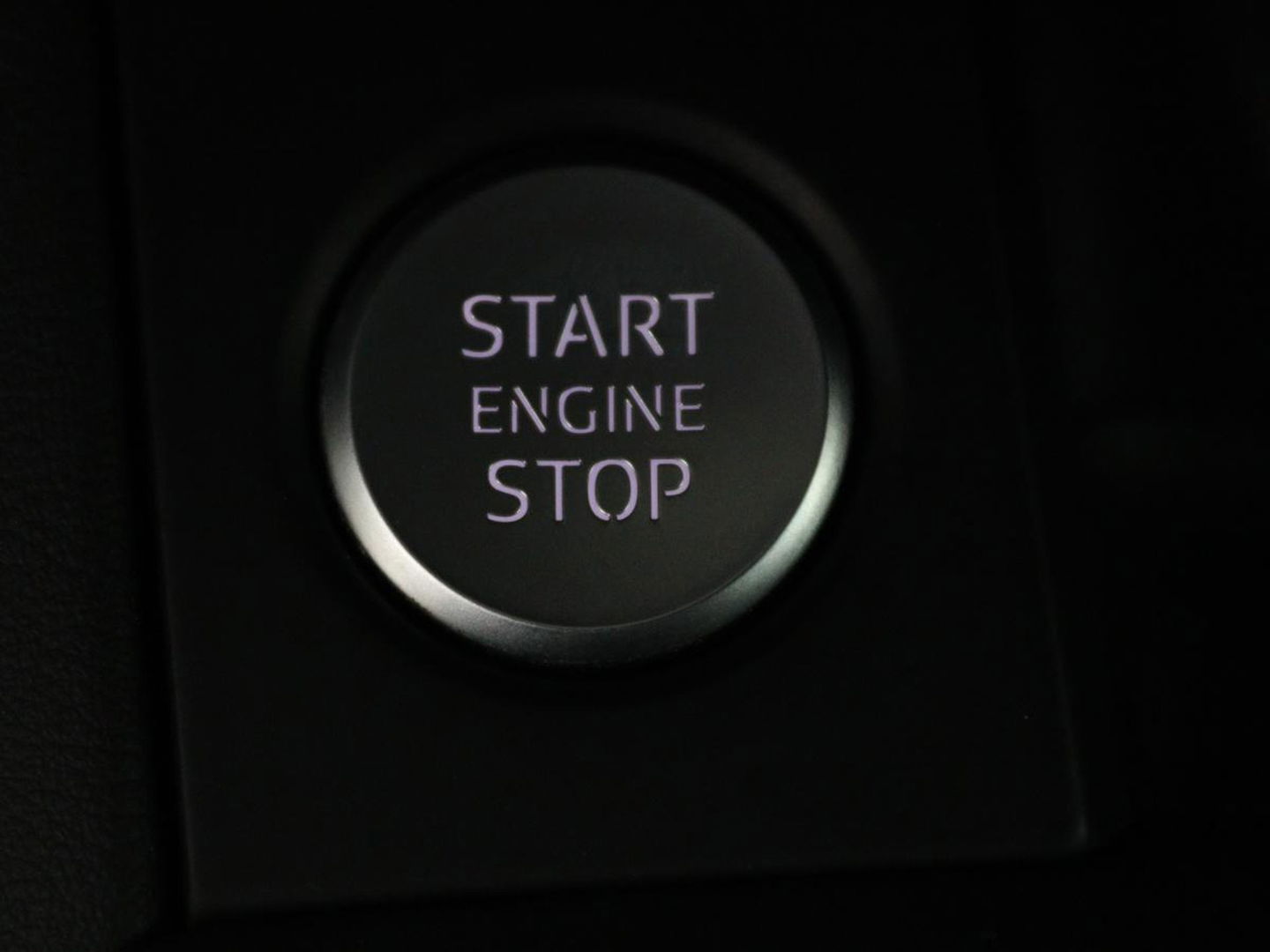 Audi A4 Avant 2.0 TFSI MHEV Design Pro Line Plus | Stoelverwarming | Elektrische achterklep | Navigatie | LED | Bleutooth | Keyless