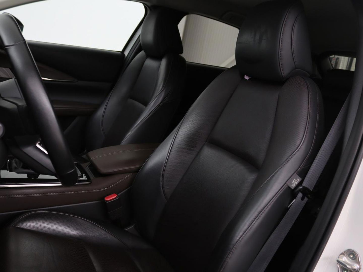 Mazda CX-30 2.0 e-SkyActiv-X M Hybrid Luxury | Leder | Camera | Stoel & Stuurverwarming | Head-up | Lane assist | Trekhaak | Bose audio