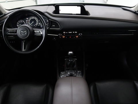 Mazda CX-30 2.0 e-SkyActiv-X M Hybrid Luxury | Leder | Camera | Stoel & Stuurverwarming | Head-up | Lane assist | Trekhaak | Bose audio