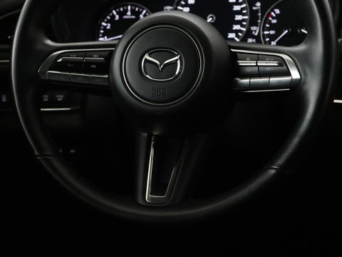 Mazda CX-30 2.0 e-SkyActiv-X M Hybrid Luxury | Leder | Camera | Stoel & Stuurverwarming | Head-up | Lane assist | Trekhaak | Bose audio
