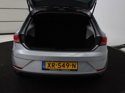 SEAT Leon 1.0 EcoTSI Style Business Intense | 1e eigenaar | DSG automaat | Camera | Stoelverwarming | Carplay | Virtual cockpit