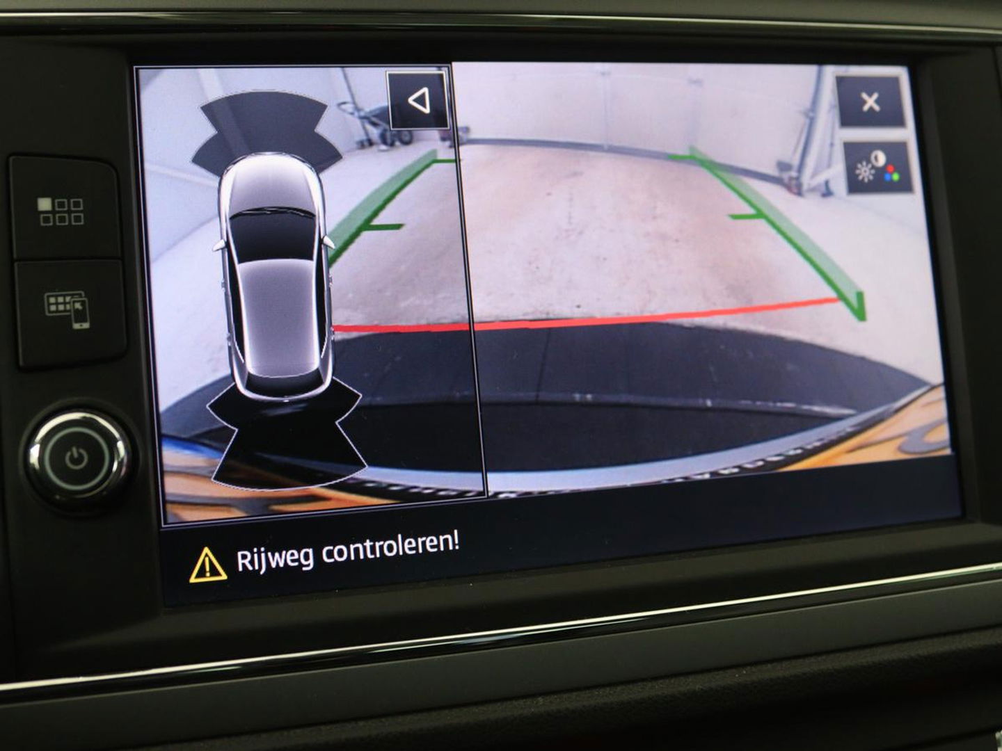 SEAT Leon 1.0 EcoTSI Style Business Intense | 1e eigenaar | DSG automaat | Camera | Stoelverwarming | Carplay | Virtual cockpit