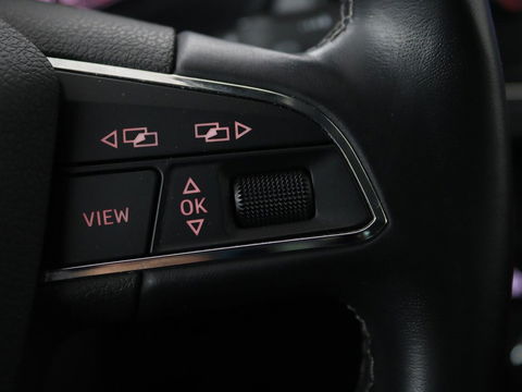 SEAT Leon 1.0 EcoTSI Style Business Intense | 1e eigenaar | DSG automaat | Camera | Stoelverwarming | Carplay | Virtual cockpit