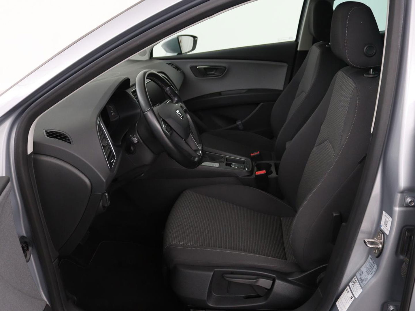 SEAT Leon 1.0 EcoTSI Style Business Intense | 1e eigenaar | DSG automaat | Camera | Stoelverwarming | Carplay | Virtual cockpit