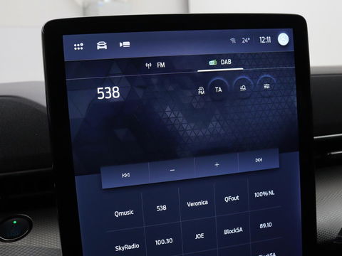 Ford Mustang Mach-E RWD 75 kWh | Leder | 360 camera | Stoel & Stuurverwarming | Trekhaak | Adaptive cruise | Elektrische achterklep | Carplay