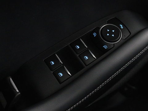 Ford Mustang Mach-E RWD 75 kWh | Leder | 360 camera | Stoel & Stuurverwarming | Trekhaak | Adaptive cruise | Elektrische achterklep | Carplay