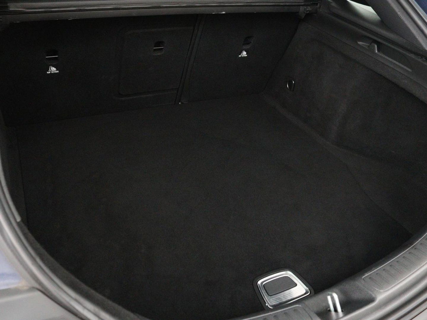 Mercedes-Benz CLA-Klasse Shooting Brake 180 Business Solution | Stoelverwarming | Camera | Bleutooth | Navigatie | LMV 18 inch | Sportstoelen | Half leder