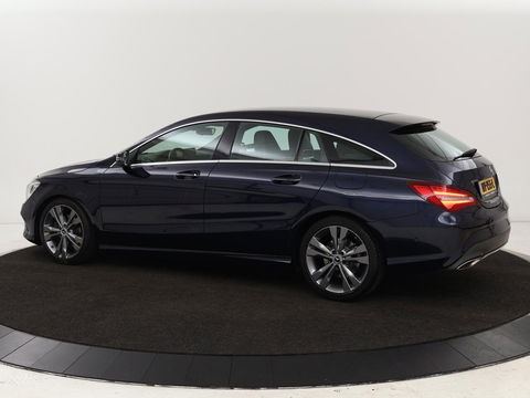Mercedes-Benz CLA-Klasse Shooting Brake 180 Business Solution | Stoelverwarming | Camera | Bleutooth | Navigatie | LMV 18 inch | Sportstoelen | Half leder
