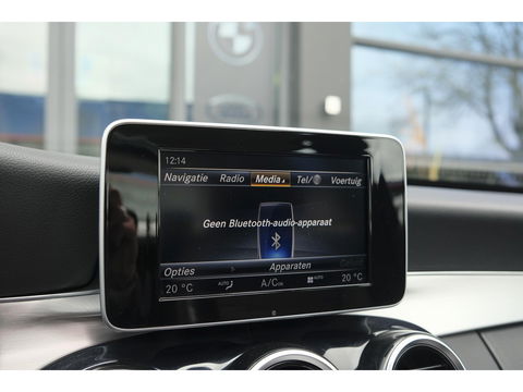 Mercedes-Benz C-Klasse C180 156pk Ambition Panoramadak 1/2 Leder Navigatie Stoelverwarming Led intelligent NLauto NAP 17" LMV