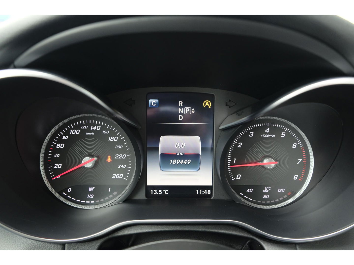 Mercedes-Benz C-Klasse C180 156pk Ambition Panoramadak 1/2 Leder Navigatie Stoelverwarming Led intelligent NLauto NAP 17" LMV