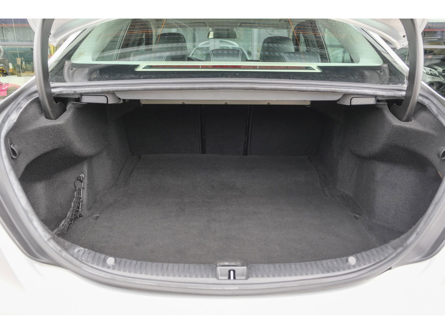 Mercedes-Benz C-Klasse C180 156pk Ambition Panoramadak 1/2 Leder Navigatie Stoelverwarming Led intelligent NLauto NAP 17" LMV